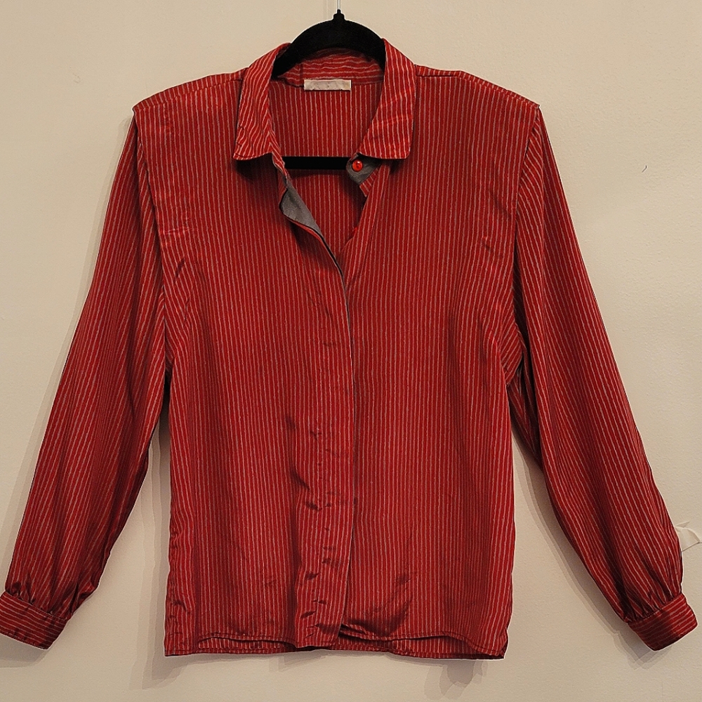 Pinstriped Shirt/Button down/Blouse with shoulder pads